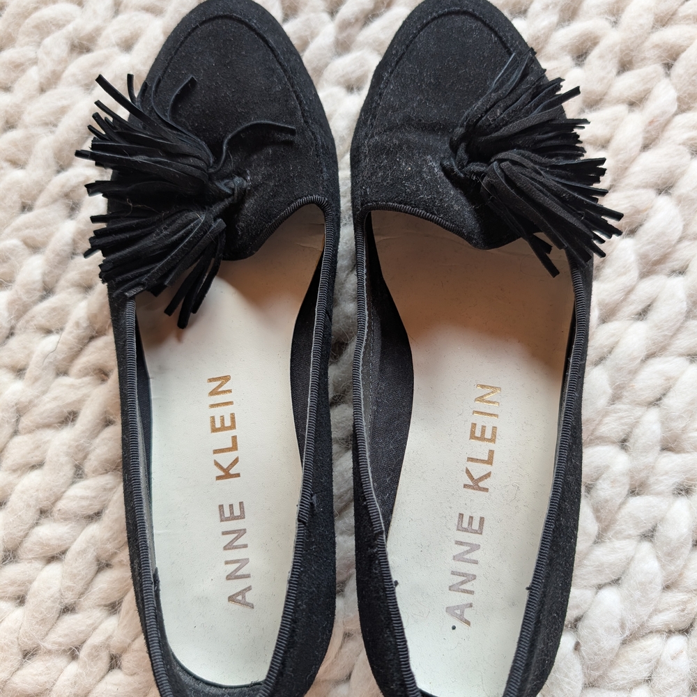 Anne Klein Women's Black Leather Suede Tassled Loafers, Size 9